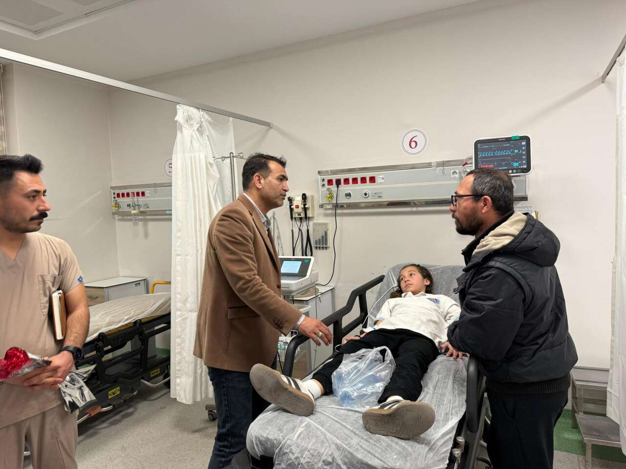 AK Parti Milas İlçe Teşkilatı’ndan 14 Mart’ta Sağlık Çalışanlarına Ziyaret 4